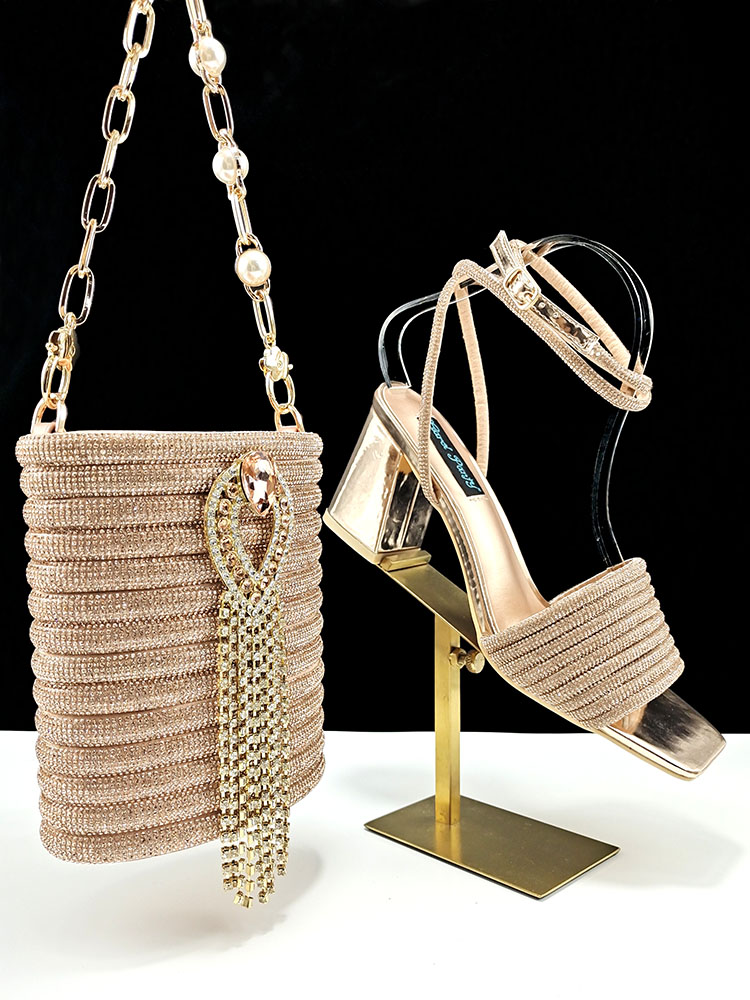Popularne damskie sandały i to – Women Accessories Chain recenzja i cena